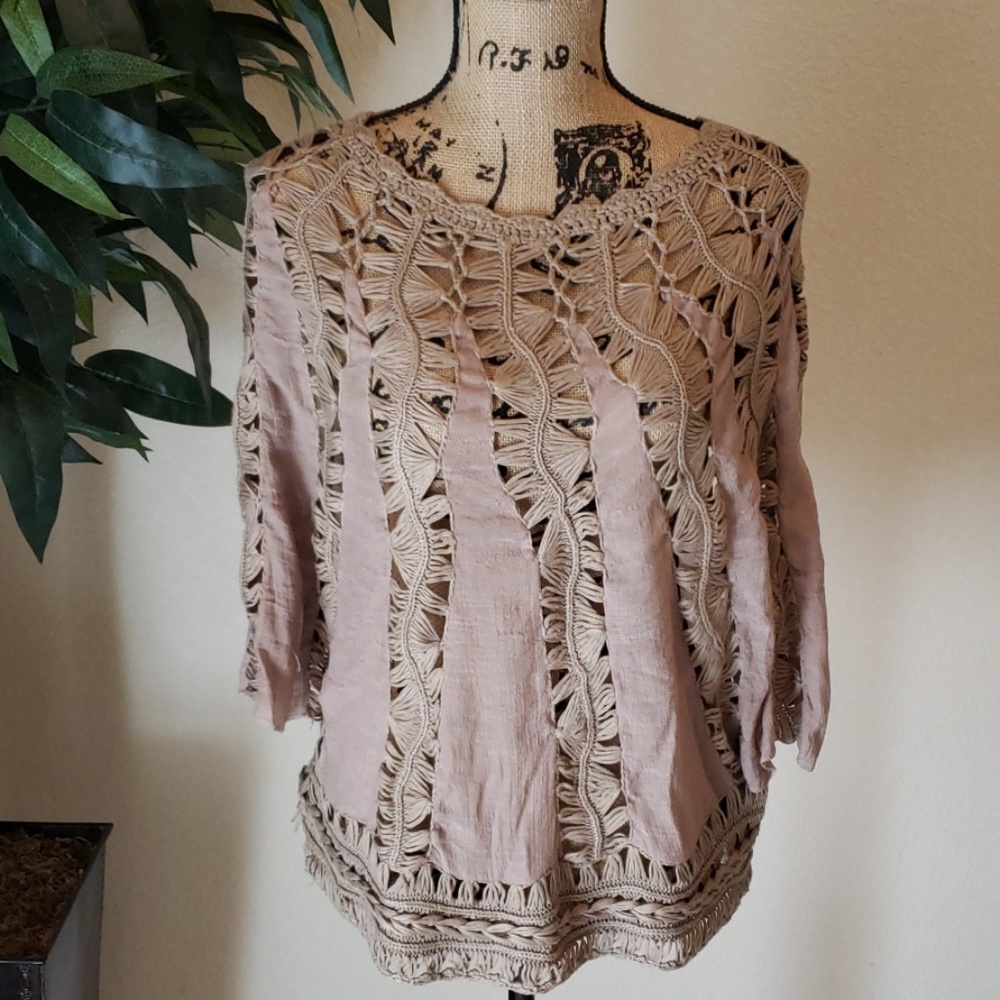 Active USA Crocheted Beige Top